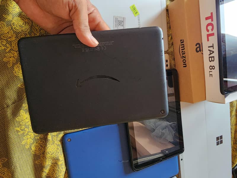 Tabs/tablet/Amazon 4