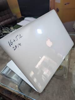 MacBook
