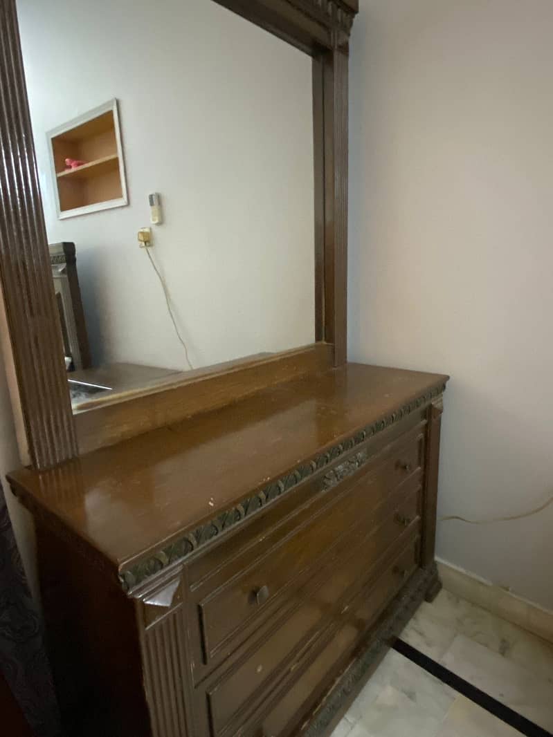 Bed set with 2 side-tables and one dressing table (without mattress) 5