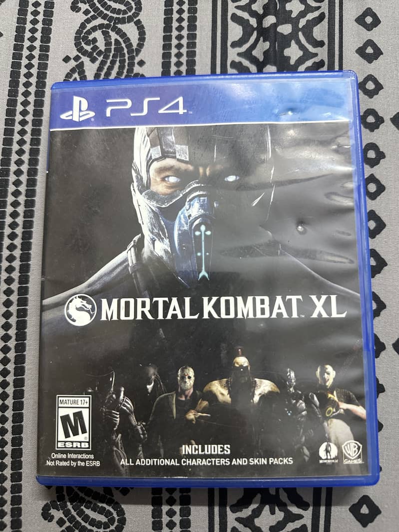 Mortal combat XL with its own controller 1