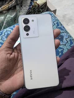 Infinix Note 12 – 8+8GB / 128GB