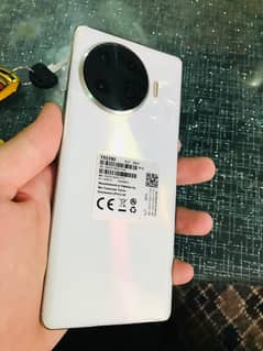 tecno spark 20pro plus