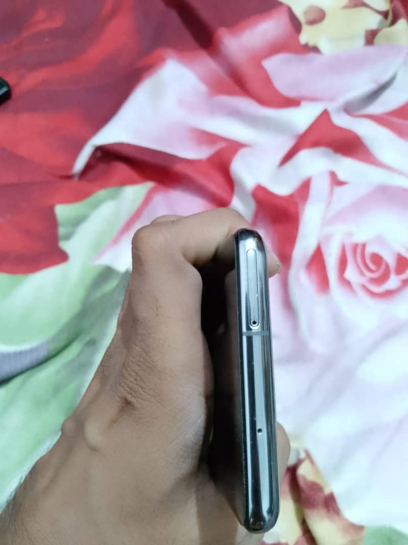 s20 plus 8/128 Good condition mobile exchange possible 6