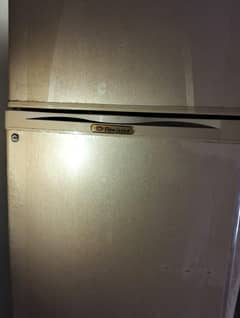 Dawlance fridge for sale