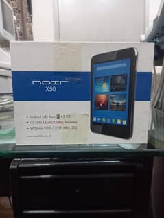 Noir x 50 Q Tab