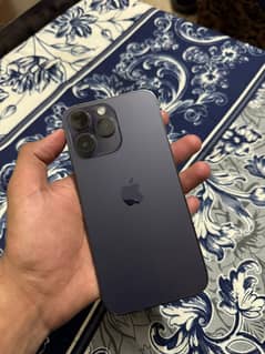 iPhone 14 pro max with box