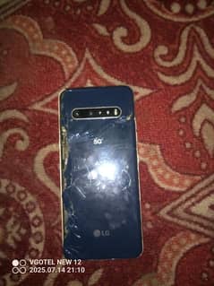 LG v60