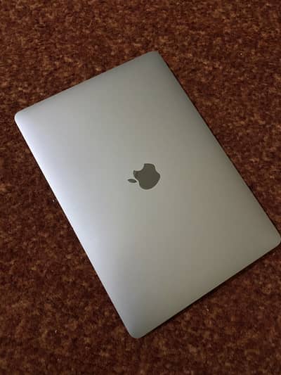 Mac book pro M1