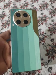 Tecno Campn 30 loewe edition 12/256