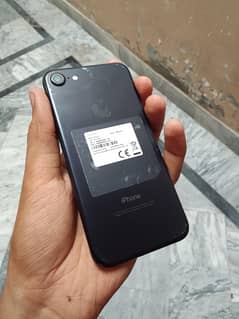 iphone 7 32gb read my add
