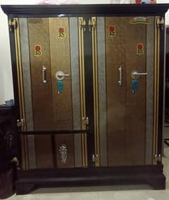 wardrobe/Safe Almari