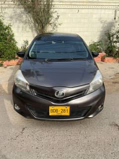 Toyota vitz 2011-15