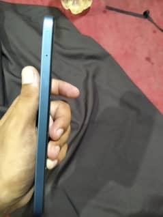 Realme C63