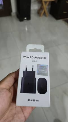 SAMSUNG 100% ORIGINAL SEAL PACK CHARGER (25W)