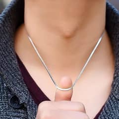 Boy’s plain chain