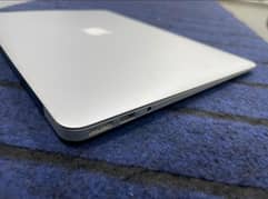 MacBook Air, 2017, Core i-5, 8GB Ram, 13.3 inch Display