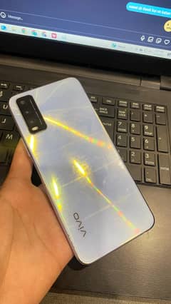vivo y20 ram 4 rom 64 gb 10 by 9 condition never opened