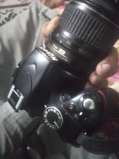 NIKON D3200