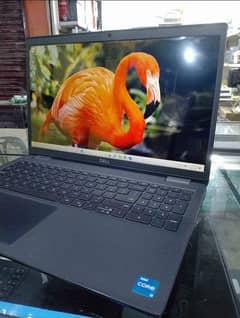 Dell Laptop Core i7 Gen 10th, apple i6 10/10 Condition