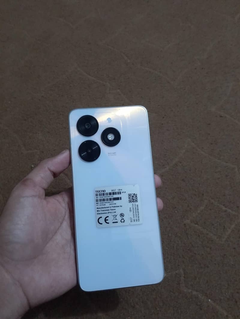 Tecno spark 20c like new set 1