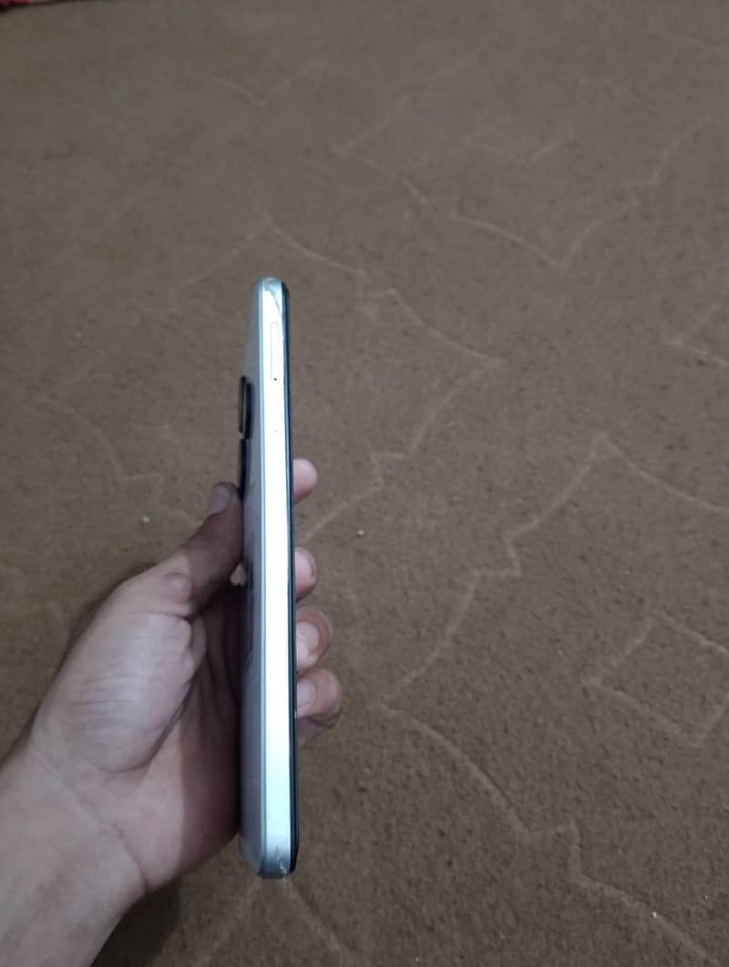 Tecno spark 20c like new set 5