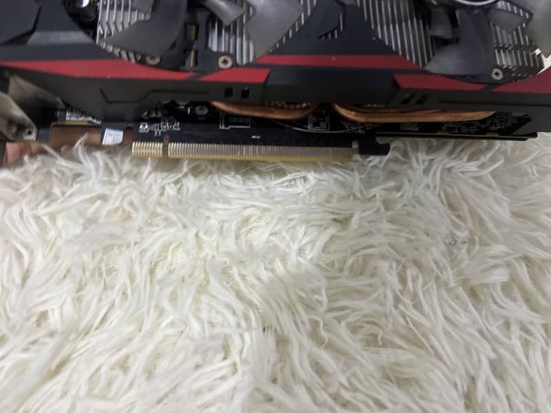 AMD R9 370 4GB DDR5 256 BITS GRAPHICS CARD FOR URGENT SALE 8