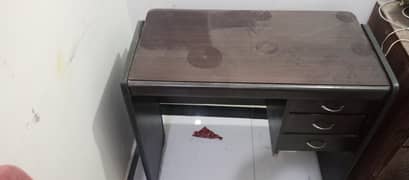 computer table