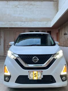 NISSAN