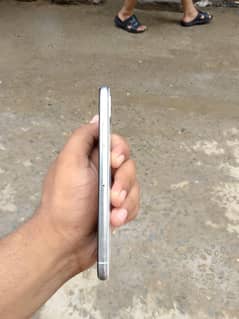 I phone x non 64 gb