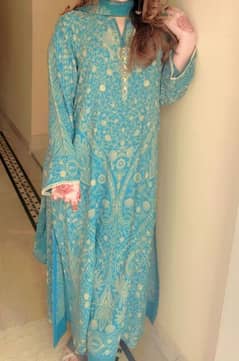 sky blue colour