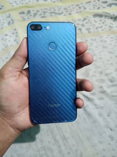 huwawai 9 Lite 10/9 condition  3/32 storage  finger print ok