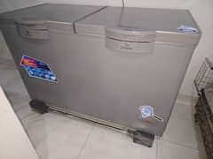 Brand new Dawlence freezer with 2 years guarantee + free stand