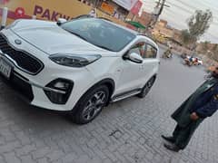 Kia sportage 2021 neat and clean car AWD
