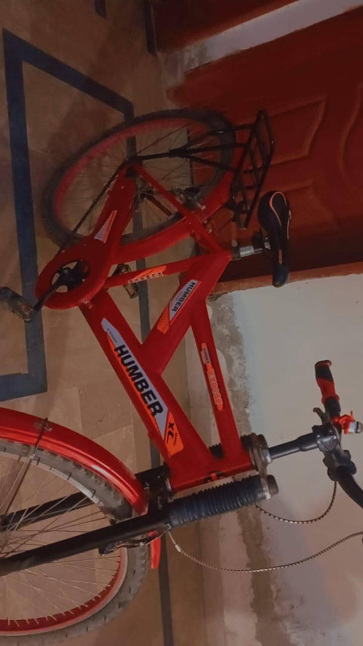 red color cycle in gud condition 5