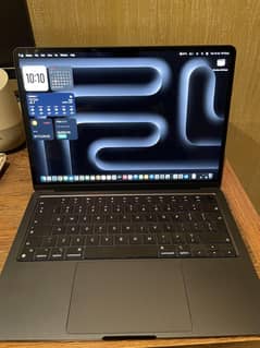Macbook air m2 16 gb 256 gb version 100 health with box