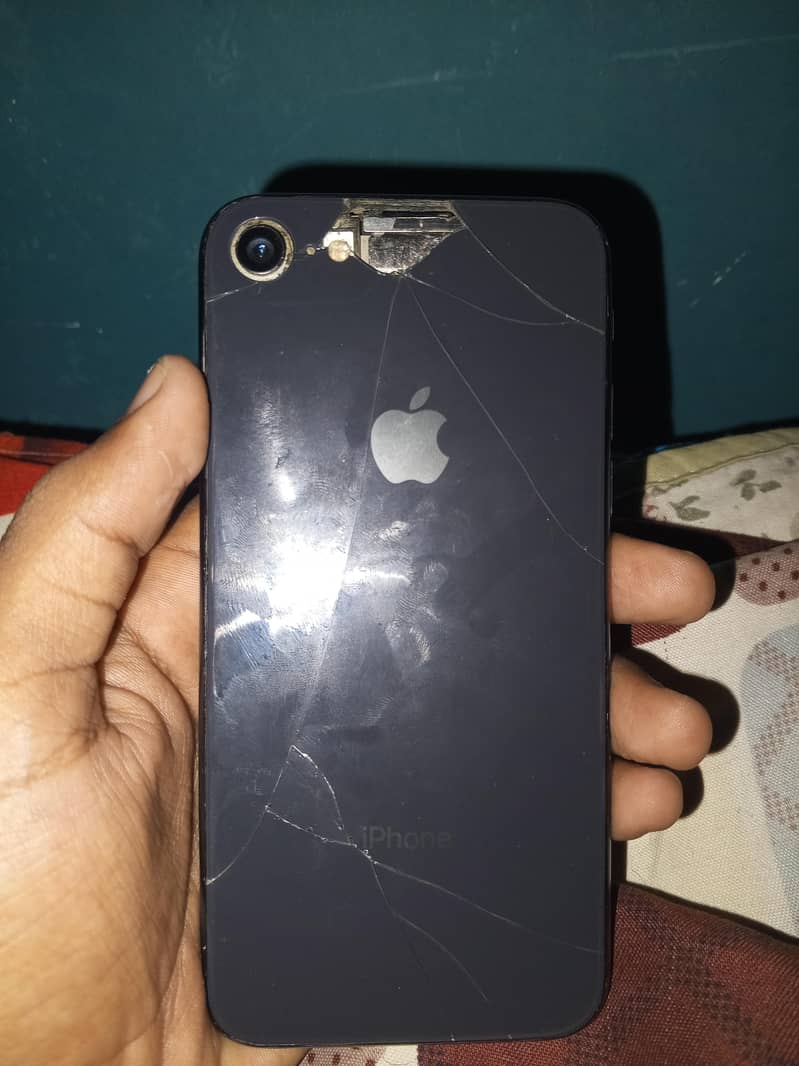 iphone 8 non pta 64gb(Exchange possible)read add 1