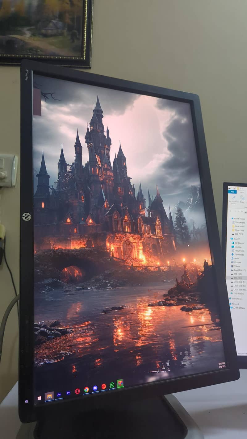 24 inch hp 60Hz monitor with borders - Computer Components - 1103874234