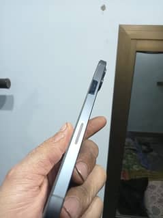 Iphone 12 pro max Back break