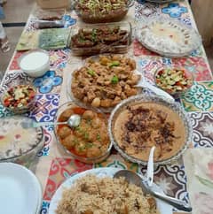 i need cooking job in Lahore DHA 30/35/2.76. /597