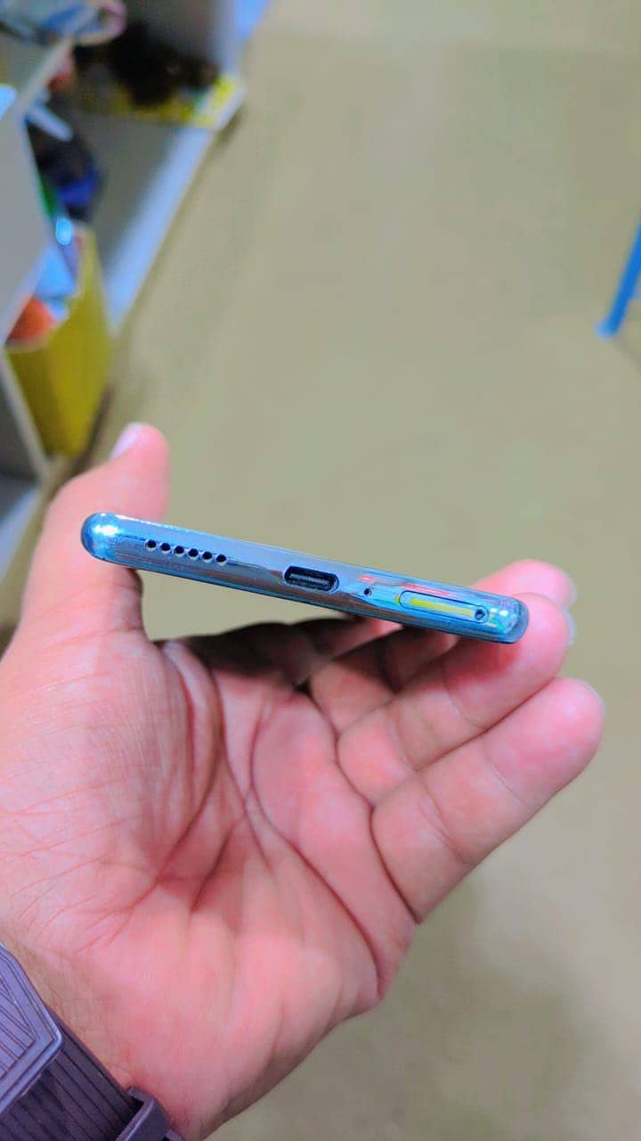 Tecno spark 20 pro plus new condition 5