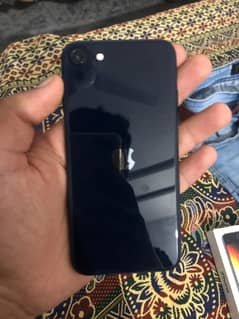 I phone se 3rd generation 64 gb