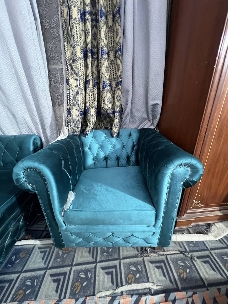 5 Seater Sofa Set in 10/10 condition 1