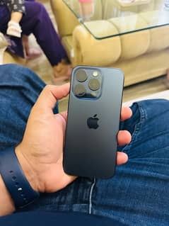 Iphone 15 pro factory unlock.