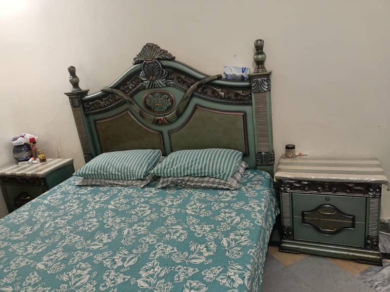 Dressing table and 2 Side tables , condition 10 by 9 1