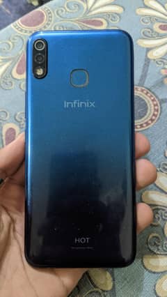 Infinix Hot 8 Lite