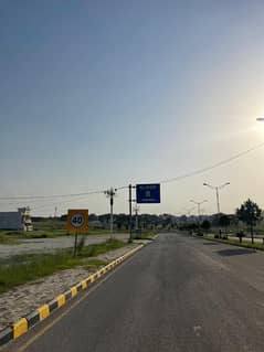 R Block 7.37 Marla Prime Location Plot On Investor Rate