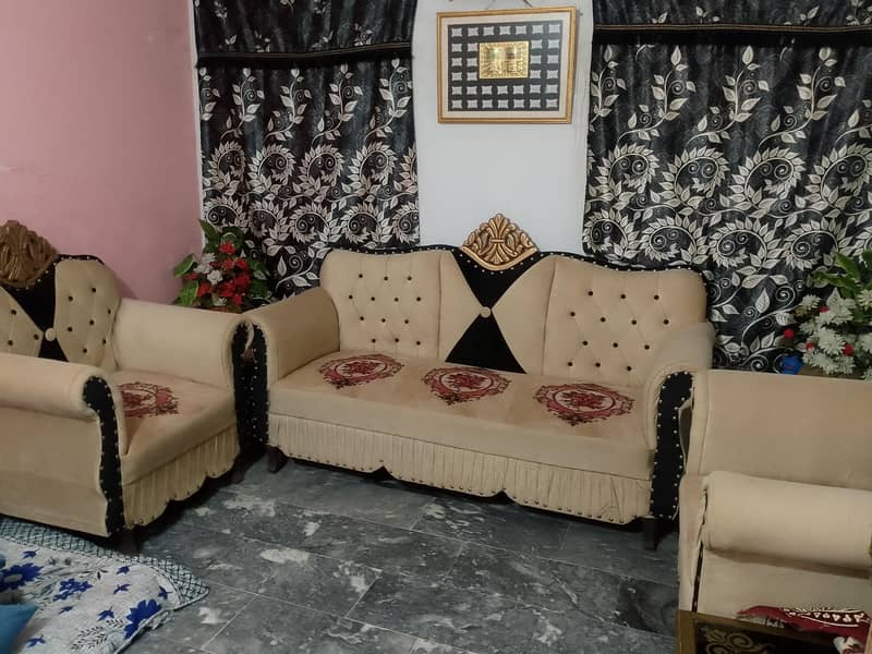 sofa set 10/10 condition 1