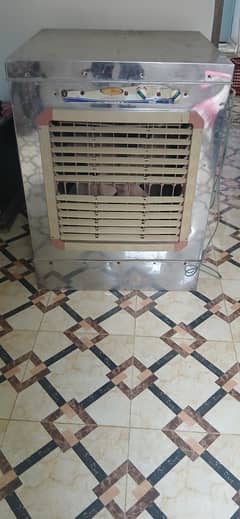 Air cooler orignal steel body Condition 10/ 9  All ok ph#03106270545