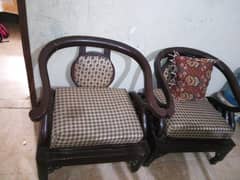 Sheesham wooden 5 seater sofa set in good condition.