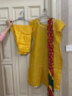 yellow mayon dress
